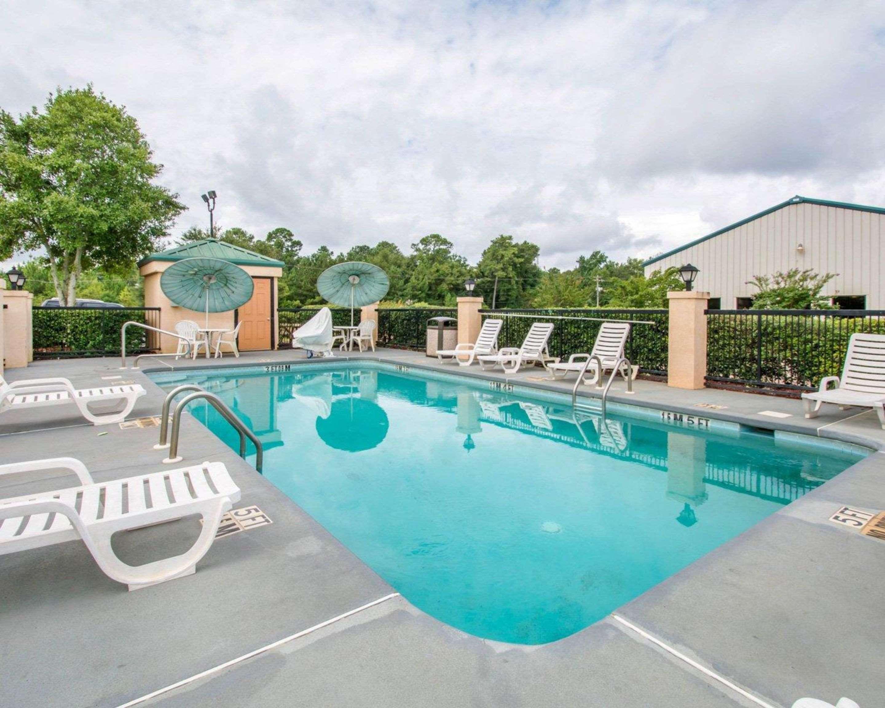 Econo Lodge Troy Exterior photo