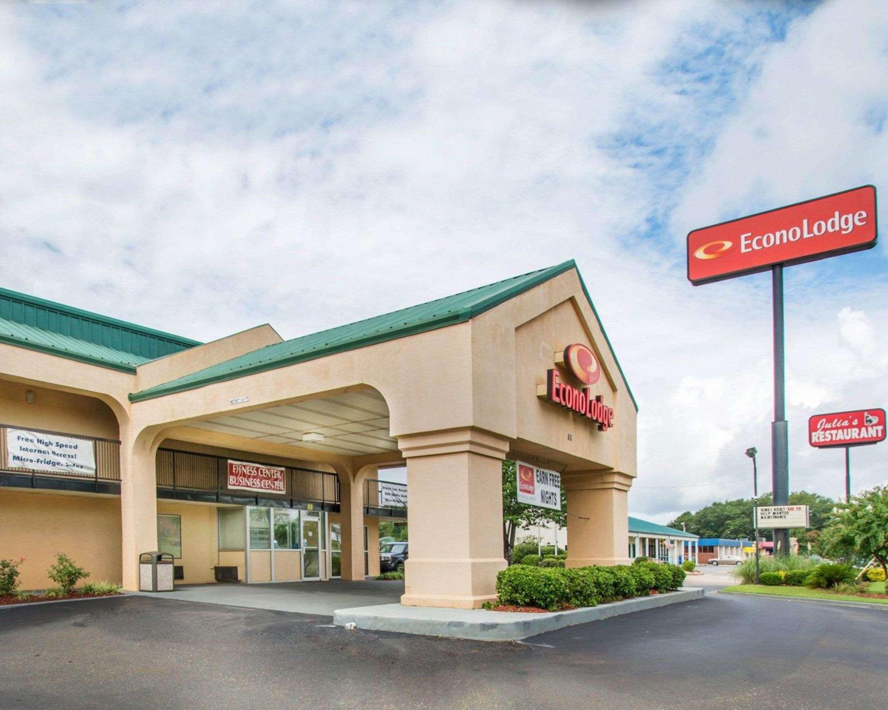 Econo Lodge Troy Exterior photo